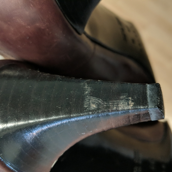 Celine burgundy-brown leather classic pumps/shoes, 2 1/2" heal,size 38 - Picture 9 of 11